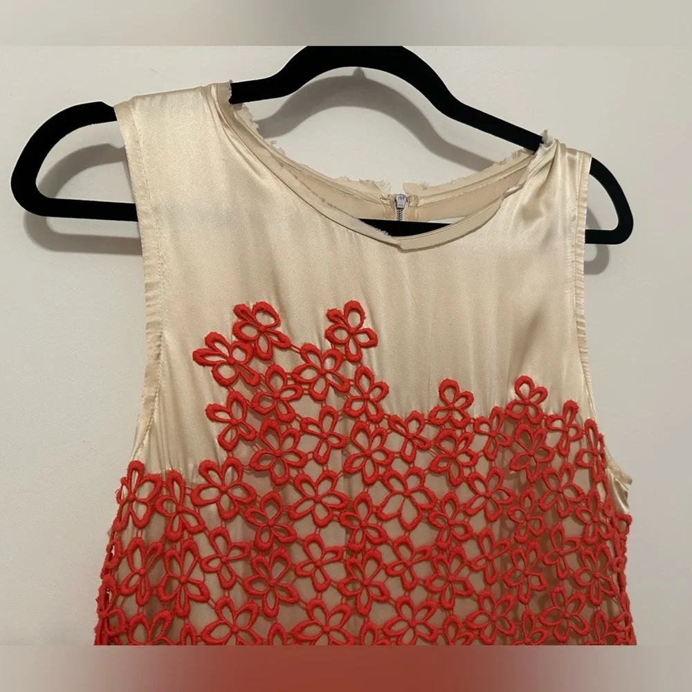 3.1 Phillip Lim cream & black silk mini dress with orange floral embroidery - 8 - Picture 4 of 12